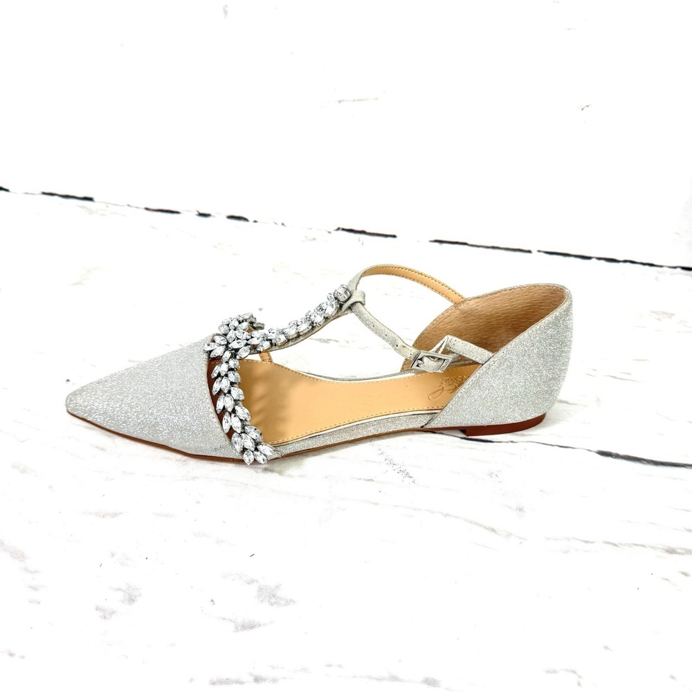 Badgley Mischka Shoes Women's 7.5 Silver Ballet Flats Pointed Toe T-Strap EUC